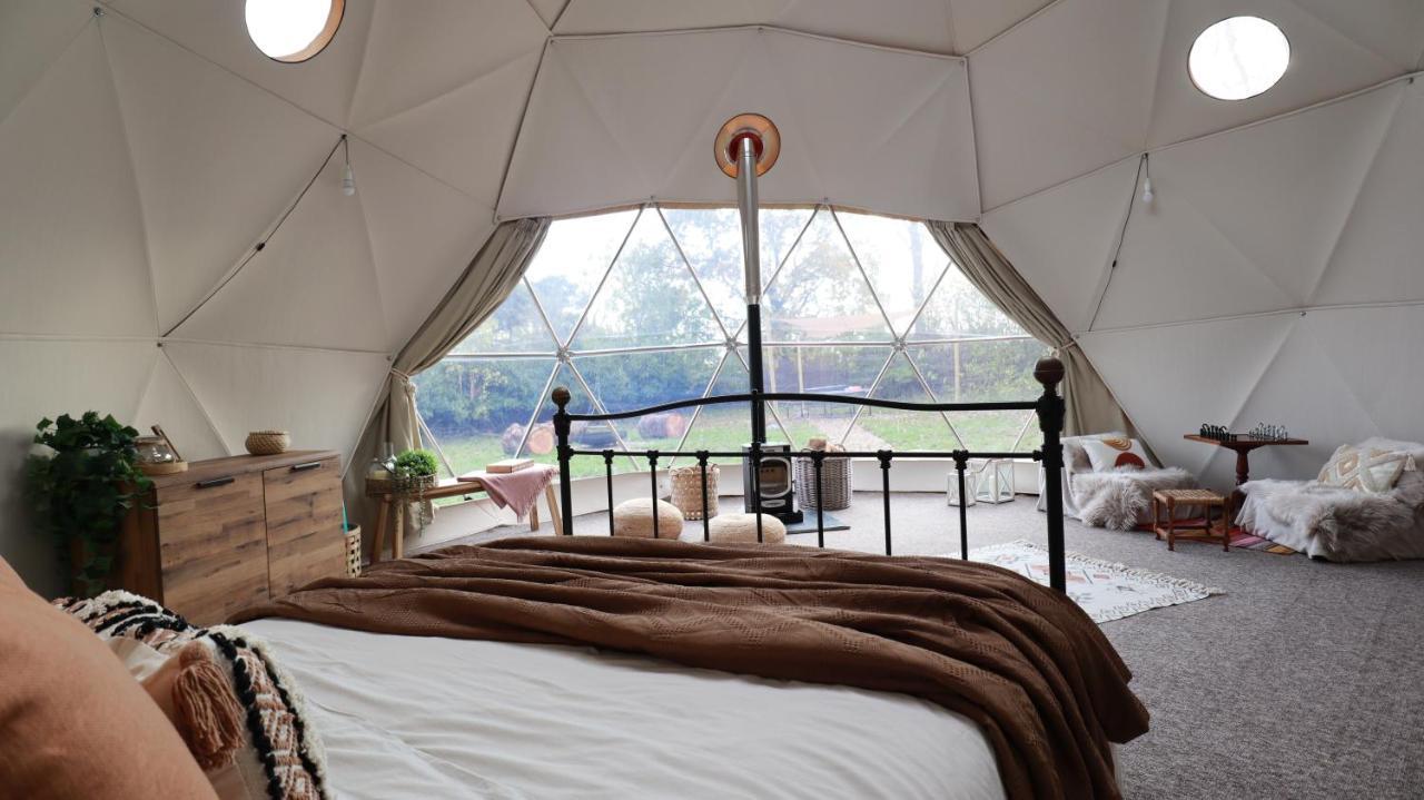 Готель Luxury Dome With Private Wood-Fired Hot Tub Оксфорд Екстер'єр фото