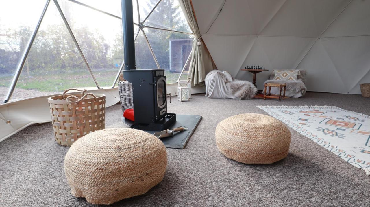 Готель Luxury Dome With Private Wood-Fired Hot Tub Оксфорд Екстер'єр фото